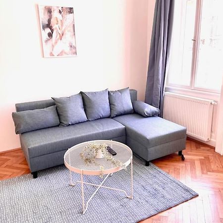 Brand New Spacious & Stylish Aptmt In City-Centre Viena Exterior foto